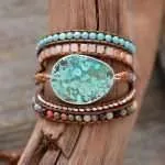 Pulsera para aliviar el estrés y la preocupación a través de su piedra natural de jaspe oceánico. El jaspe oceánico es una excelente piedra de curación que estimula un sentimiento de alegría y espíritu elevado.