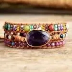Comprar pulsera del empoderamiento de la mujer, con piedra de Amatista y jade. Pulsera boho con piedras naturales.