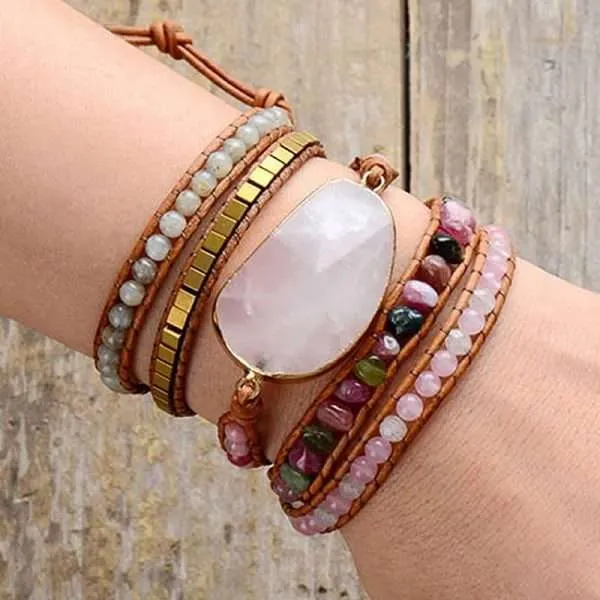 Comprar pulsera con piedras de cuarzo rosa, labradorita, turmalina y rodonita.