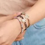 Pulsera de jaspe africano hecha a mano con el símbolo del Árbol de la Vida. El Árbol de la vida representa la esencia de nuestra propia existencia y transmite una gran fuerza y positivismo.