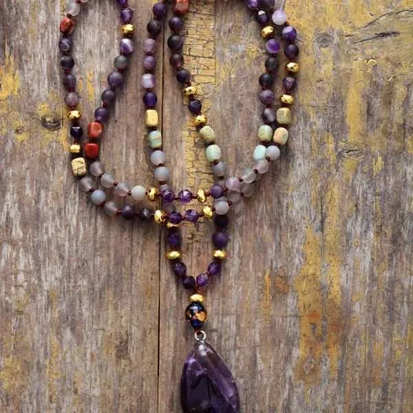 Collar del alivio del dolor de amatista