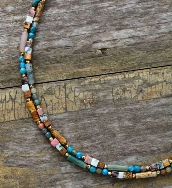 Collar de la buena fortuna de piedras semipreciosas