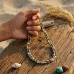 Collar de la Buena Fortuna con Piedras Semipreciosas — Doble Hilo