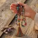 Collar mala del equilibrio de los 7 chakras con jaspe (Japa mala 108 cuentas)