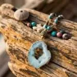 Collar de la profunda reflexión con piedras y drusa del Nepal