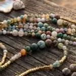 Collar de Ranakpur con piedras naturales de Ágata de la India