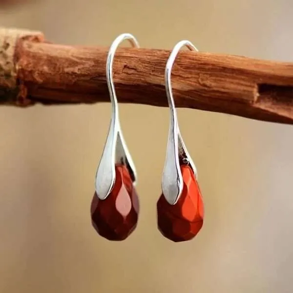 Pendientes del dulce camino de jaspe rojo o amatista