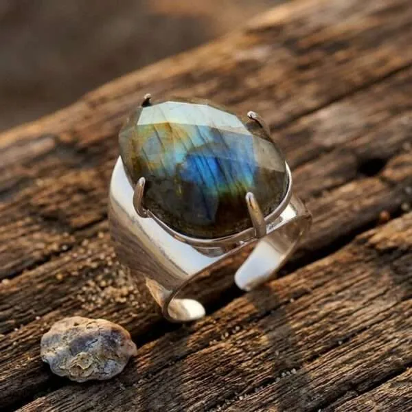 Anillo Boho con Labradorita Natural | Intuición y Protección