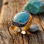 Anillo de la ayuda a la expresión con amazonita