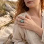 Anillo de la ayuda a la expresión con amazonita