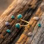 Anillo de la sintonía espiritual con turquesa