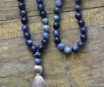 Collar Japa Mala de 108 cuentas con piedras de sodalita facetada