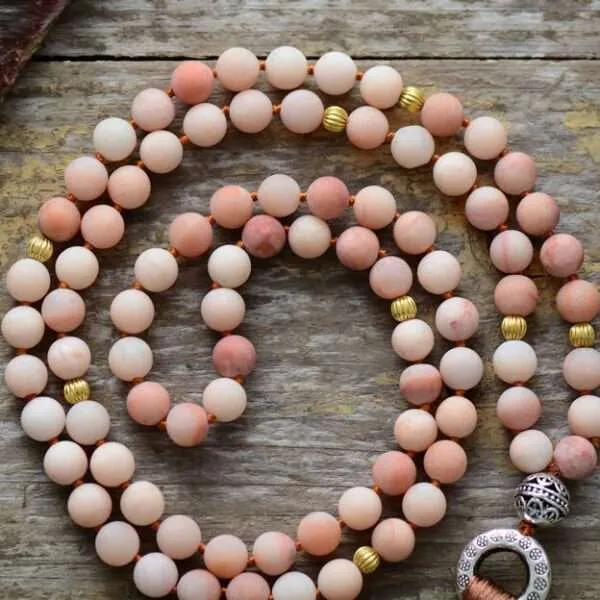 Collar Japa Mala budista con piedras de aventurina rosa