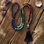Collar Japa Mala Multicolor de 108 Cuentas con Piedras Semipreciosas