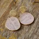 Pendientes boho de la conexión entre almas gemelas de cuarzo rosa