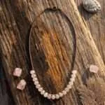 Collar de la conexión con el alma gemela de cuarzo rosa o fluorita