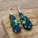 Pendientes del paso de las estaciones con piedras de jaspe