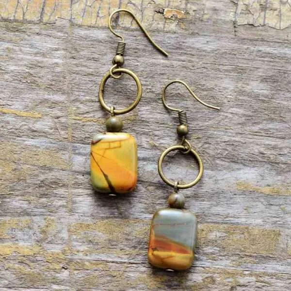 Pendientes de la calle de los Pintores Bohemios con piedras variadas de jaspe