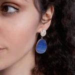 Pendientes de la clara vitalidad con piedras de lapislázuli u ojo de tigre