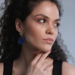 Pendientes de la clara vitalidad con piedras de lapislázuli u ojo de tigre