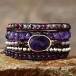 Pulsera hippie chic de la comprensión de nuestro entorno con amatista y jaspe