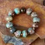 Pulsera para yoga y meditación del volcán dormido con piedras naturales