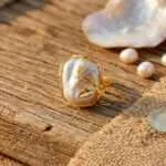 Anillo del verdadero propósito del yo interno con perlas de agua dulce