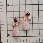 Pendientes vintage de las vibraciones amorosas con cuarzo rosa o sodalita