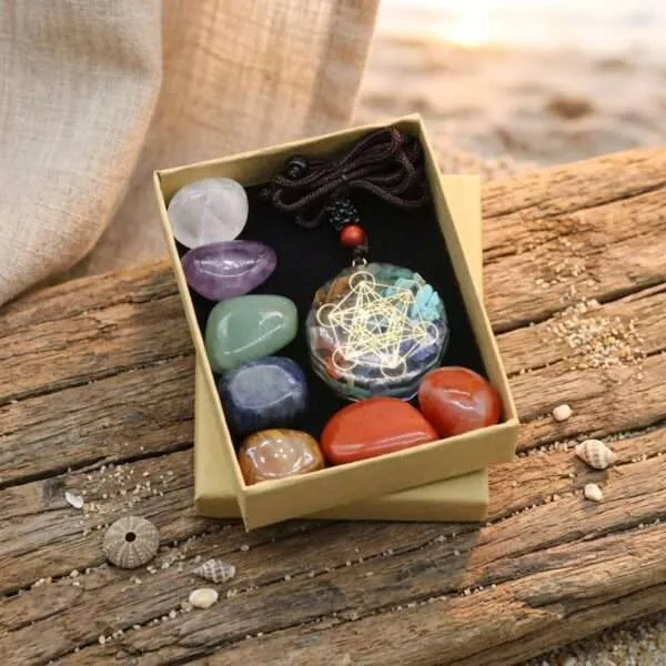Cajita con orgonita y 7 piedras para positivizar el espacio y las energías
