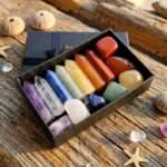 Cajita regalo con 14 piedras naturales para yoga, reiki y meditaciones