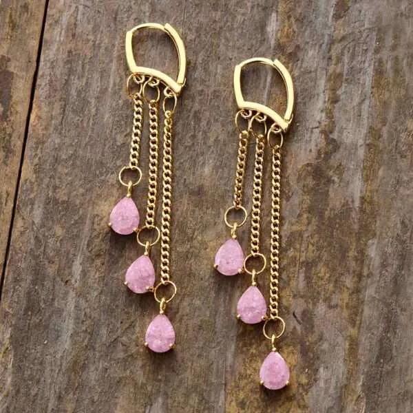 Pendientes largos boho del amor sin temor con piedras de cuarzo rosa