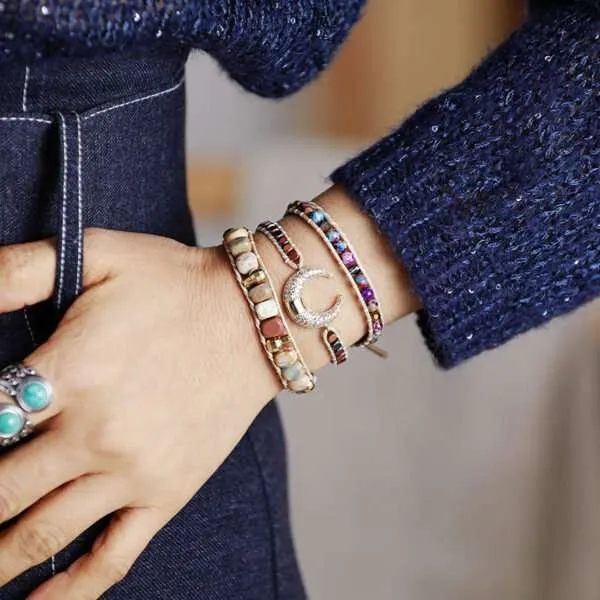 Pulsera vegana de la luna creciente con piedras de jaspe y circonita
