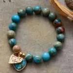 Pulsera del corazón sin miedo con piedras de jaspe y dije chapado en oro