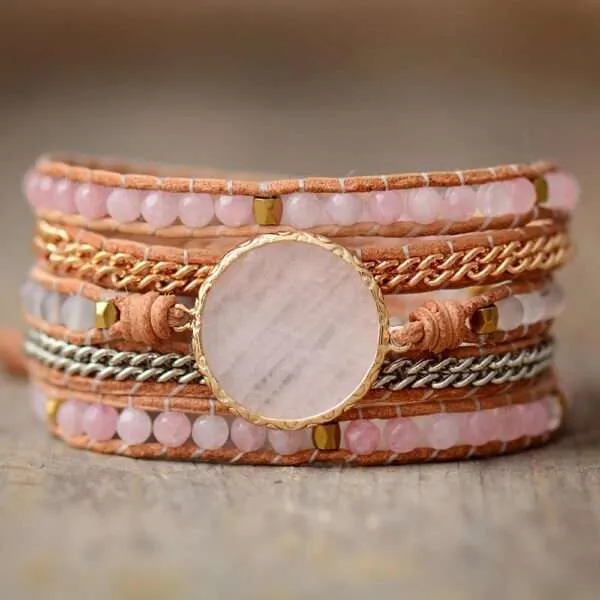 Pulsera boho del amor sin temores con piedras de cuarzo rosa y ónix