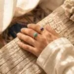 Anillo del doble poder con piedra de lapislázuli o turquesa