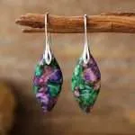 Pendientes boho en forma de hoja de colores con piedras de jaspe