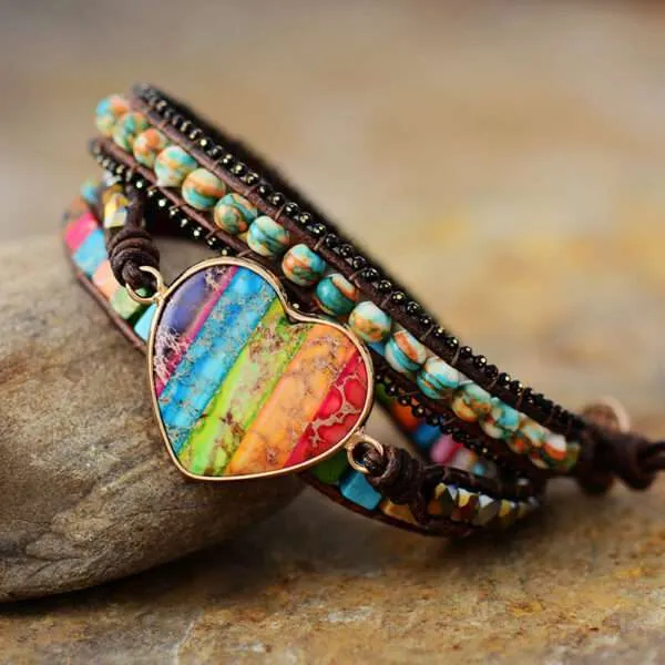 Pulsera hippie de la sinergia y la unión con corazón de jaspe