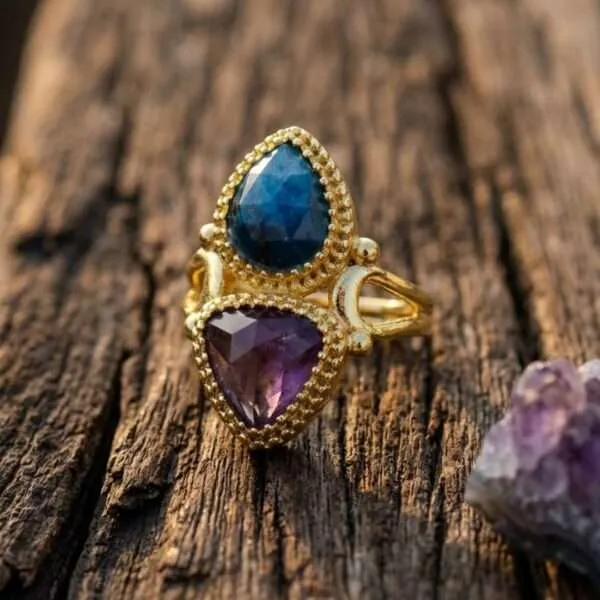 Anillo elegante de la doble piedra semipreciosa de apatita y amatista