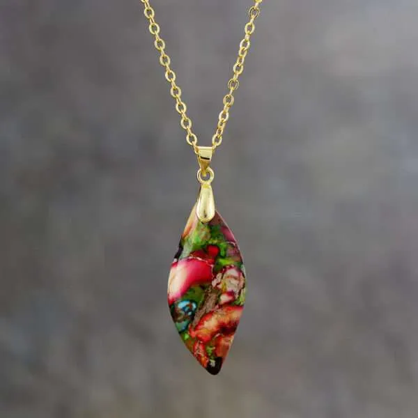 Collar de la alegría chapado en oro con piedra de jaspe multicolor