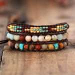 Pulsera de los pueblos nativos americanos con jaspe y cuero