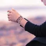 Pulsera de los pueblos nativos americanos con jaspe y cuero