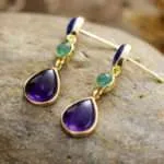Pendientes bohemios chapados en oro con mezcla de piedras naturales