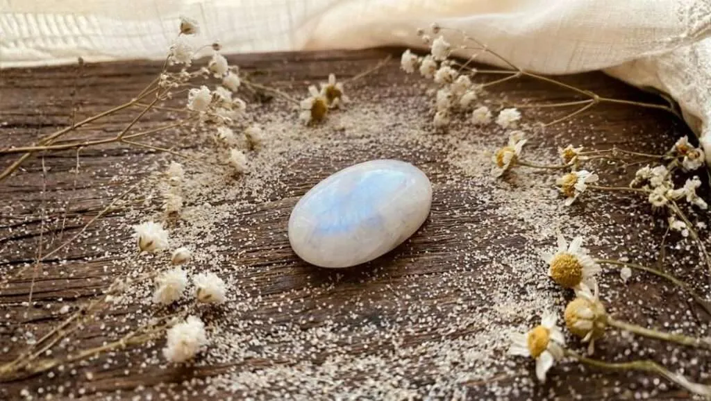 Las 5 Piedras para Géminis que Deberías Llevar Puestas