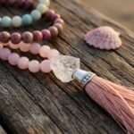 Collar Japa Mala 108 cuentas con amazonita, rodonita, cuarzo rosa y cuarzo cristal