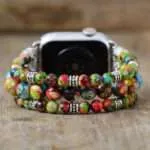 Correa Apple Watch elástica con símbolo OM y piedras de jaspe