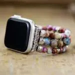 Correa Apple Watch elástica con símbolo OM y piedras de jaspe