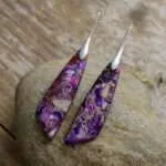 Pendientes boho del feliz enraizamiento con piedras de jaspe