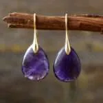 Pendientes boho de las tres piedras oscuritas con apatita, amatista o lapislázuli