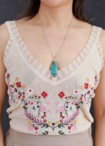 Colgante bohemio del descanso y la vitalidad con piedra de turquesa