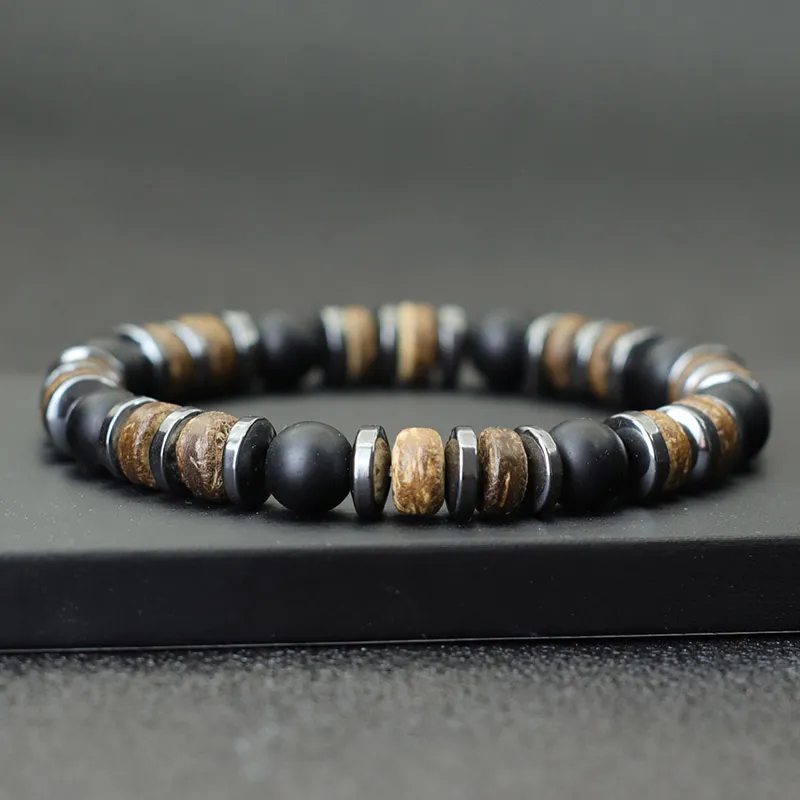 Pulseras bohemias con bolas de madera, hematita y gemas naturales Pulseras bohemias con bolas de madera, hematita y gemas naturales